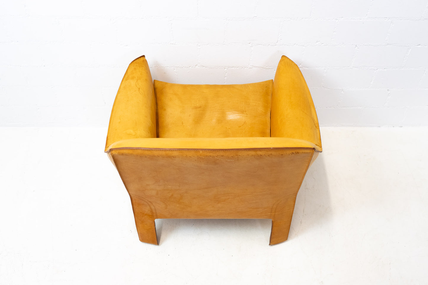 Cassina Cab 415 Sessel Leder Nr. 1