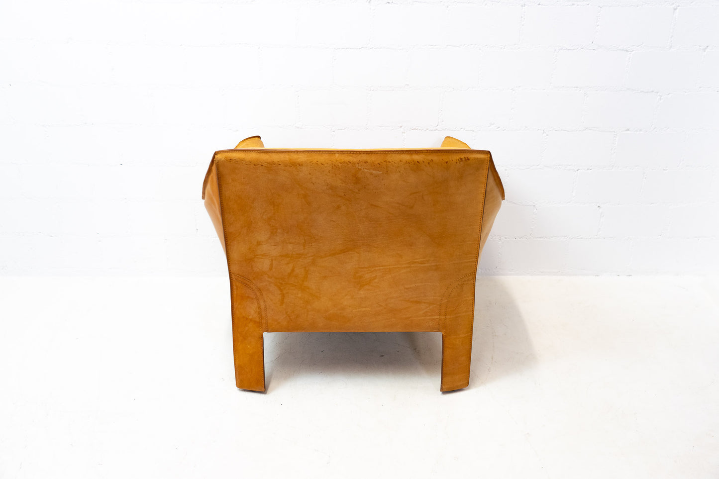 Cassina Cab 415 Sessel Leder Nr. 1