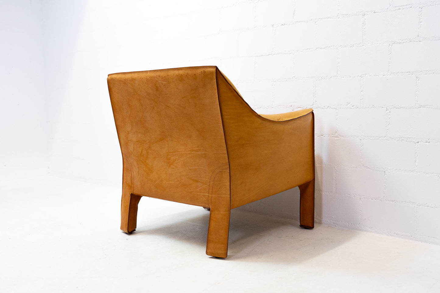Cassina Cab 415 Sessel Leder Nr. 1