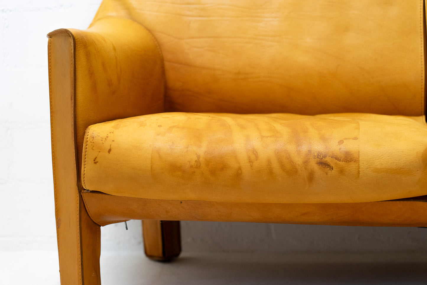 Cassina Cab 415 Sofa