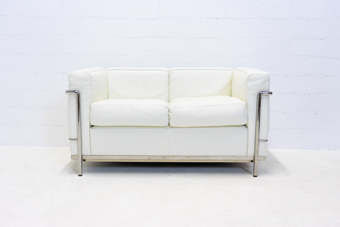 Cassina LC2 Sofa 2-Sitzer Leder