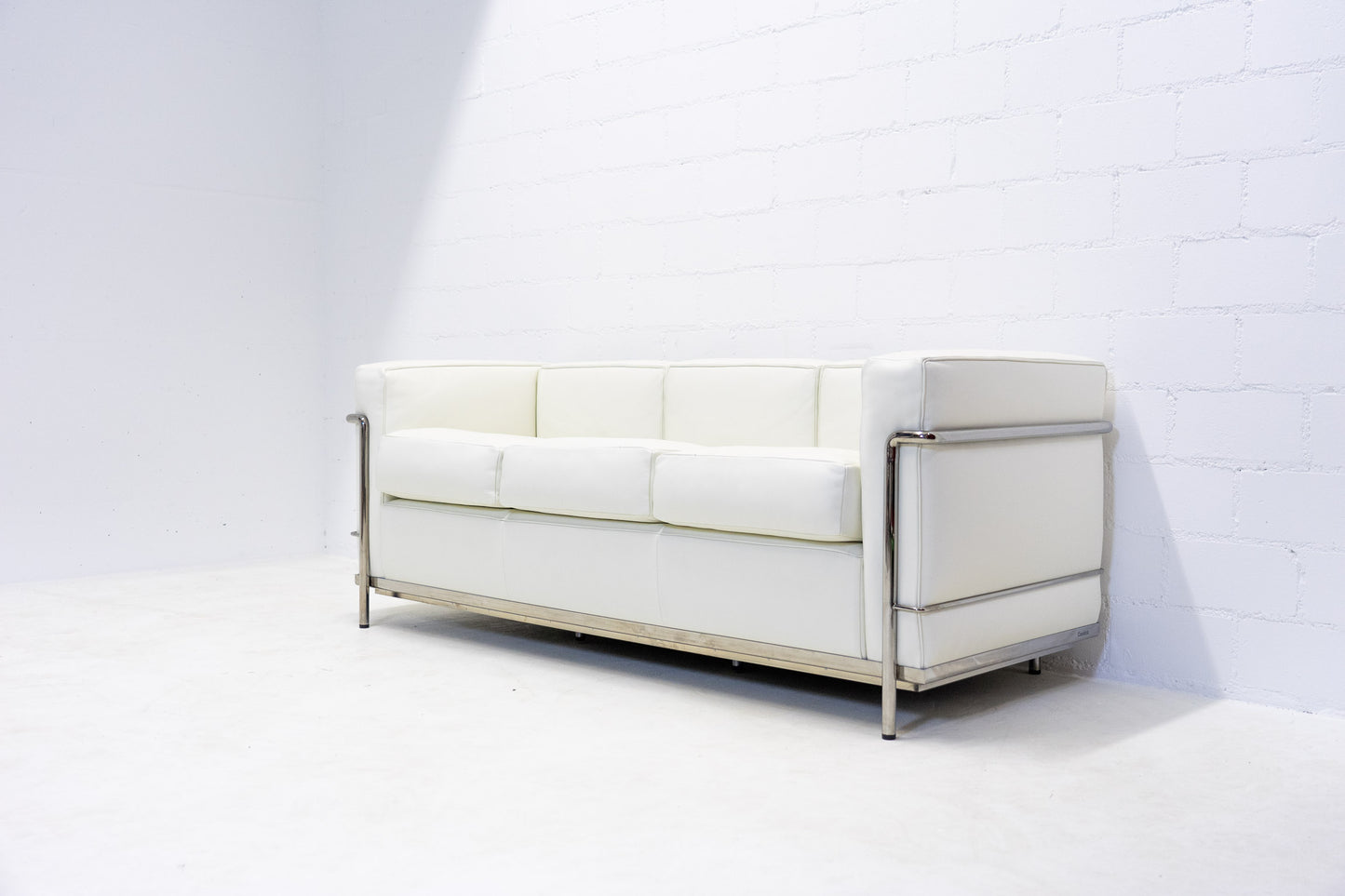 Cassina LC2 Sofa 3-Sitzer Leder