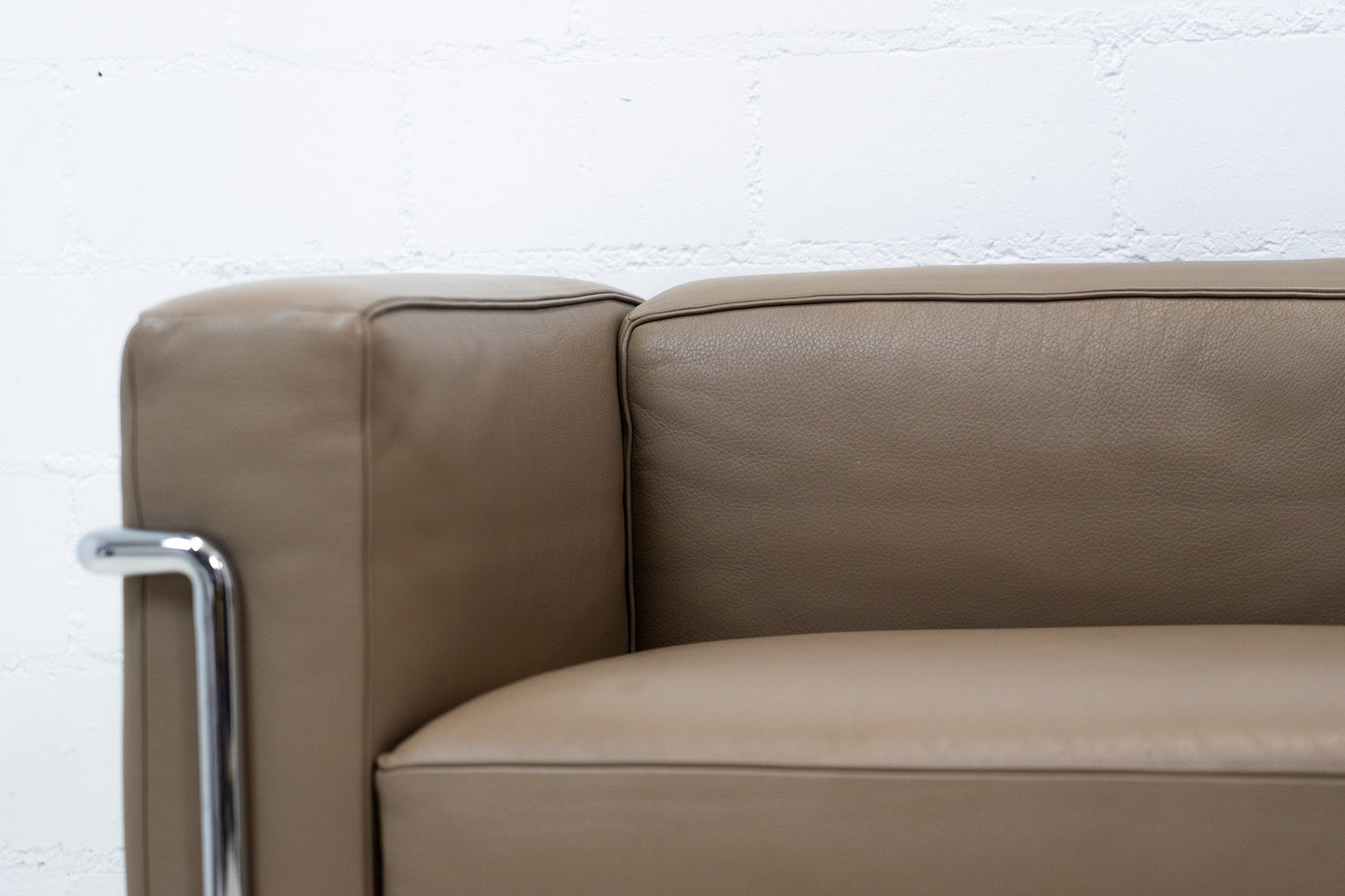 Cassina LC3 Sofa Leder Nr. 2