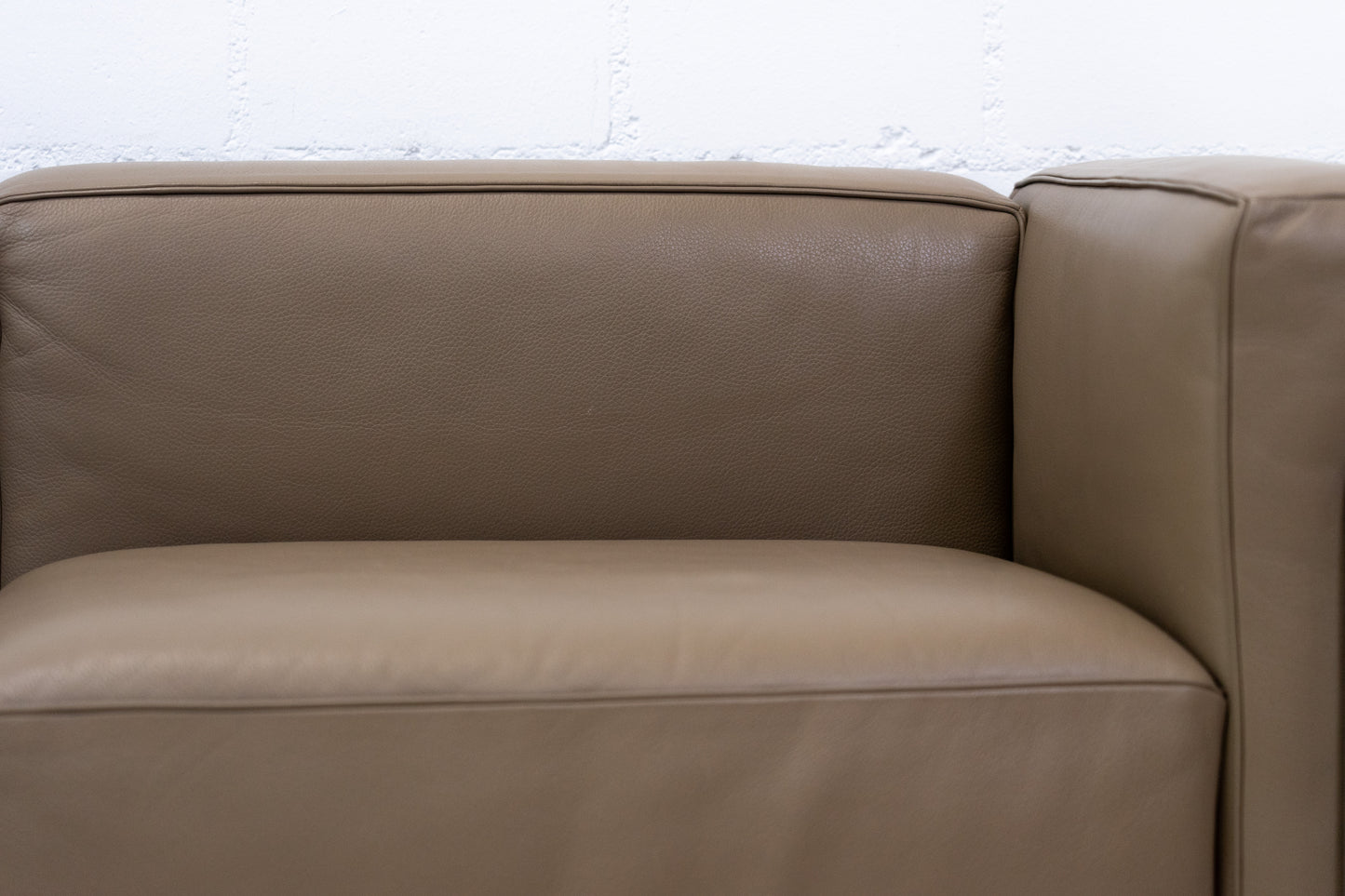 Cassina LC3 Sofa Leder Nr. 2