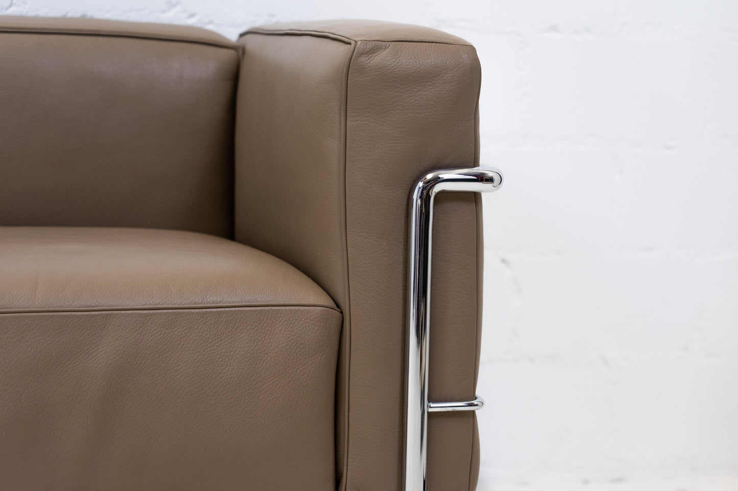 Cassina LC3 Sofa Leder Nr. 2