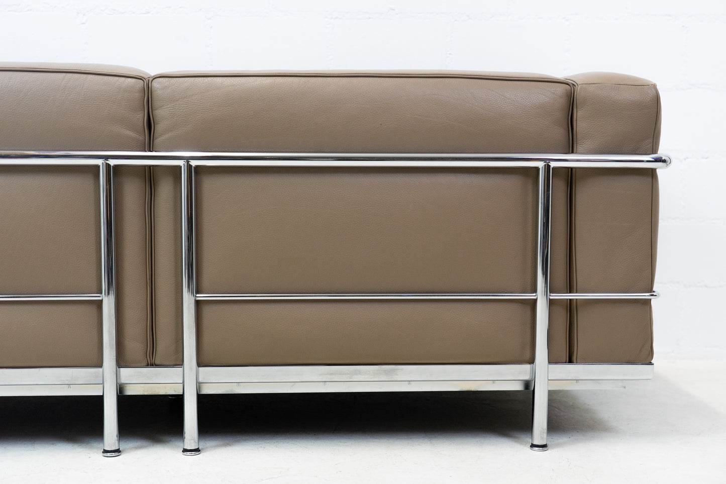 Cassina LC3 Sofa Leder Nr. 2