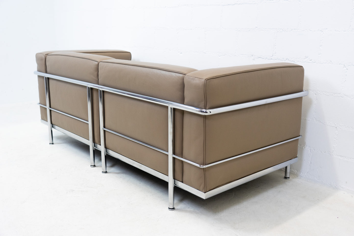 Cassina LC3 Sofa Leder Nr. 2