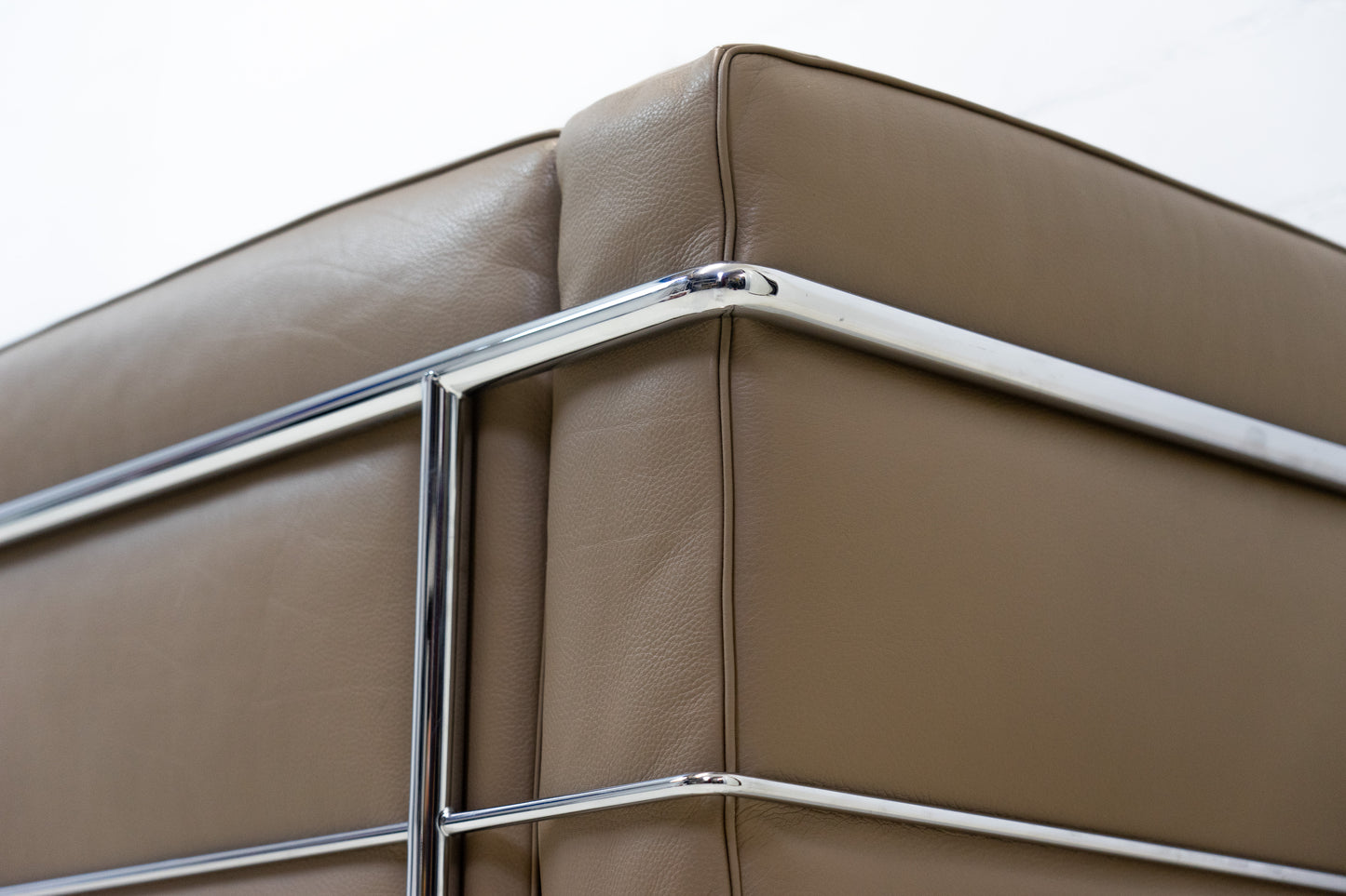 Cassina LC3 Sofa Leder Nr. 2