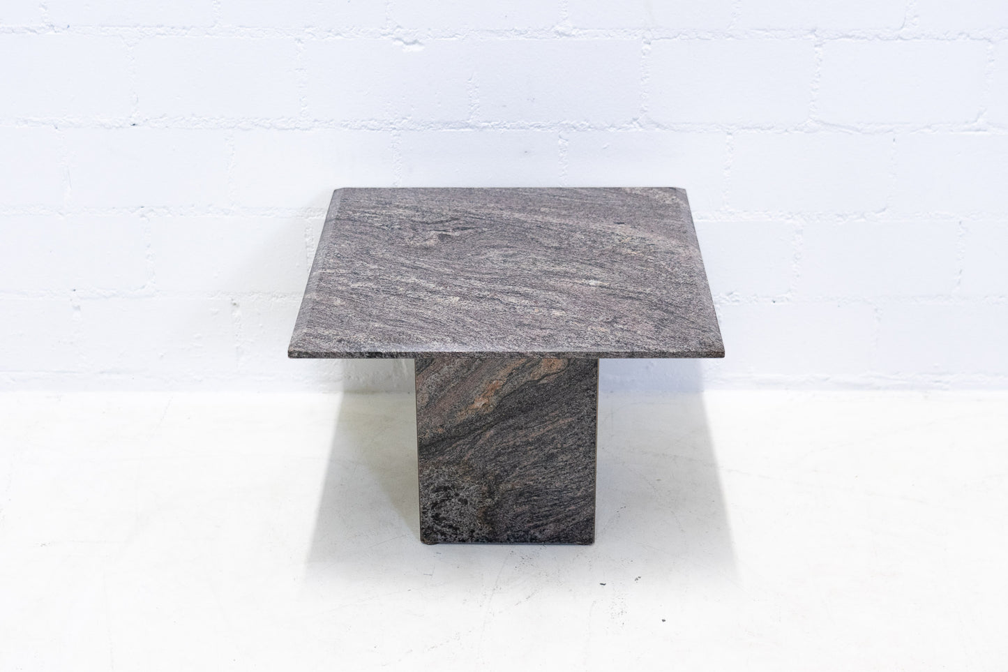 Couchtisch Granit Nr. 1