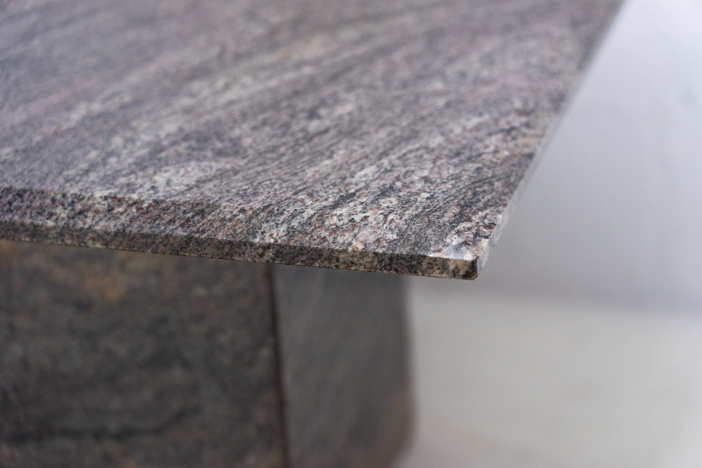 Couchtisch Granit Nr. 2