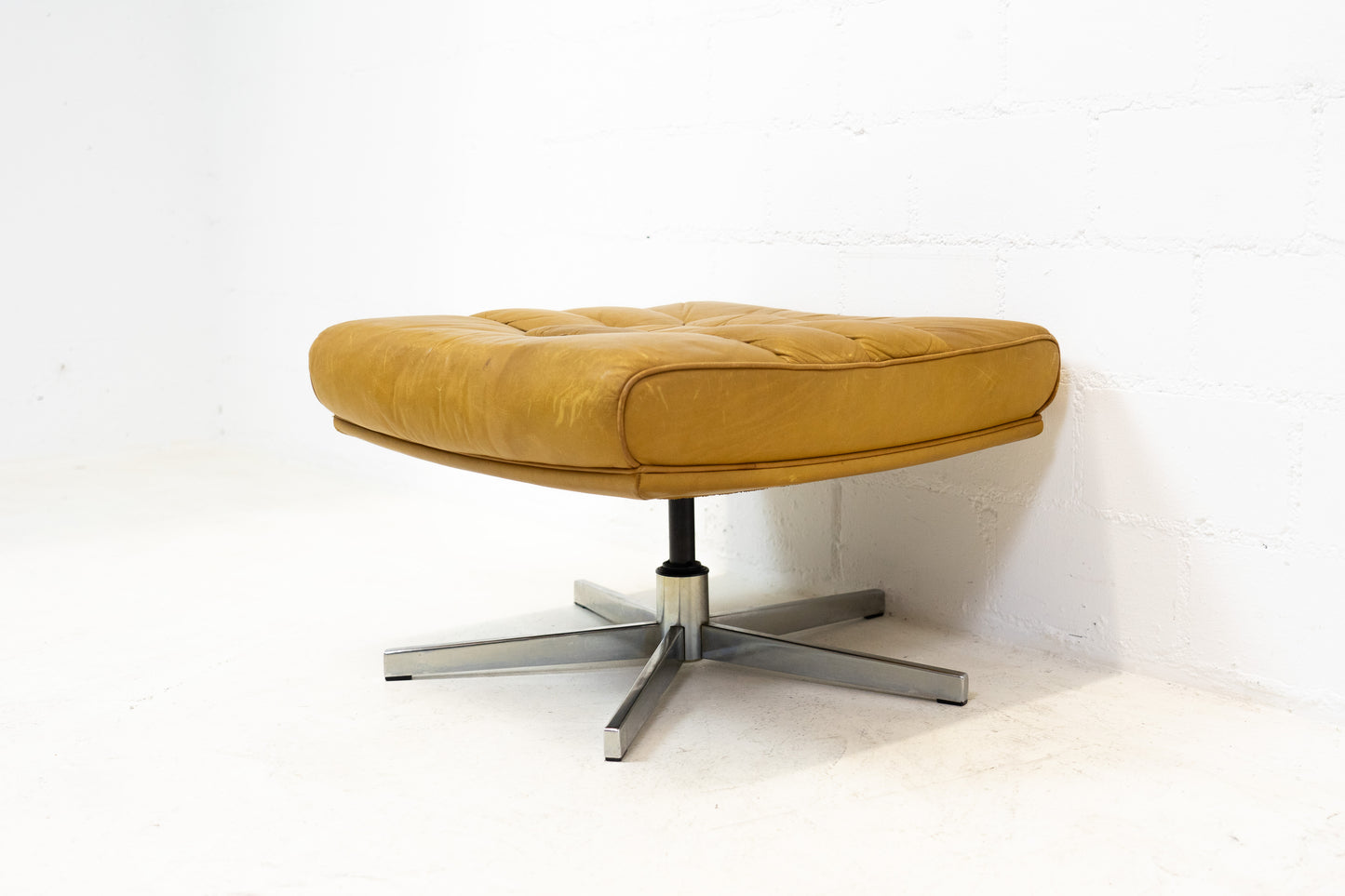 De Sede DS-P Hocker Nr. 1