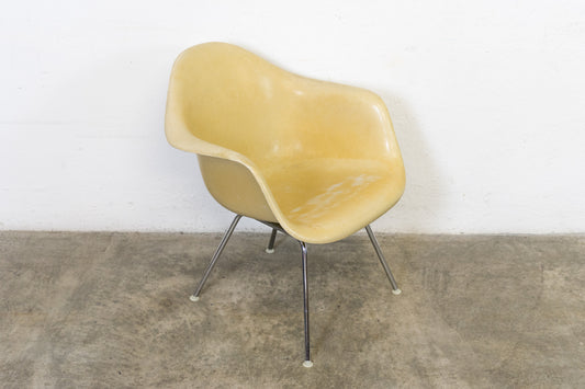 Vitra Eames Fiberglas Armchair Lounge