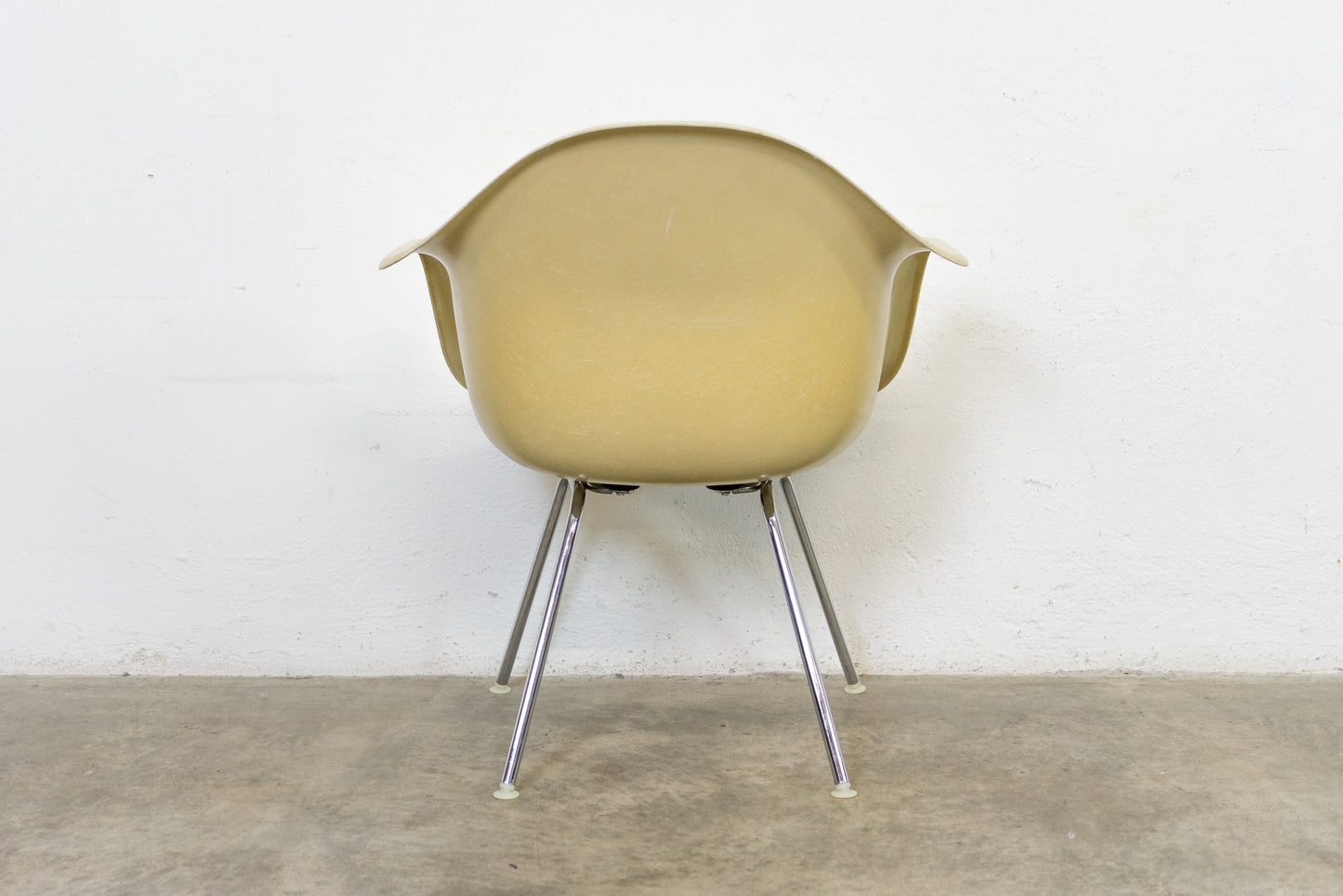 Vitra Eames Fiberglas Armchair Lounge