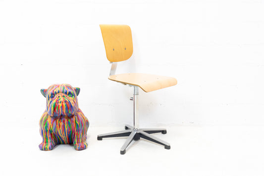 Embru Schulstuhl Nr. 7