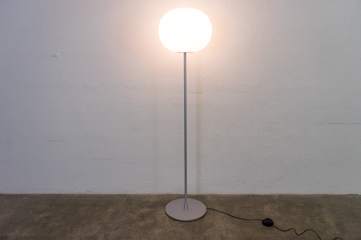Flos Glo Ball Stehleuchte