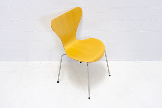 Fritz Hansen 3107 Stuhl Ahorn Natur