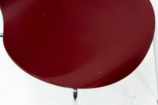 Fritz Hansen 3107 Stuhl Rot