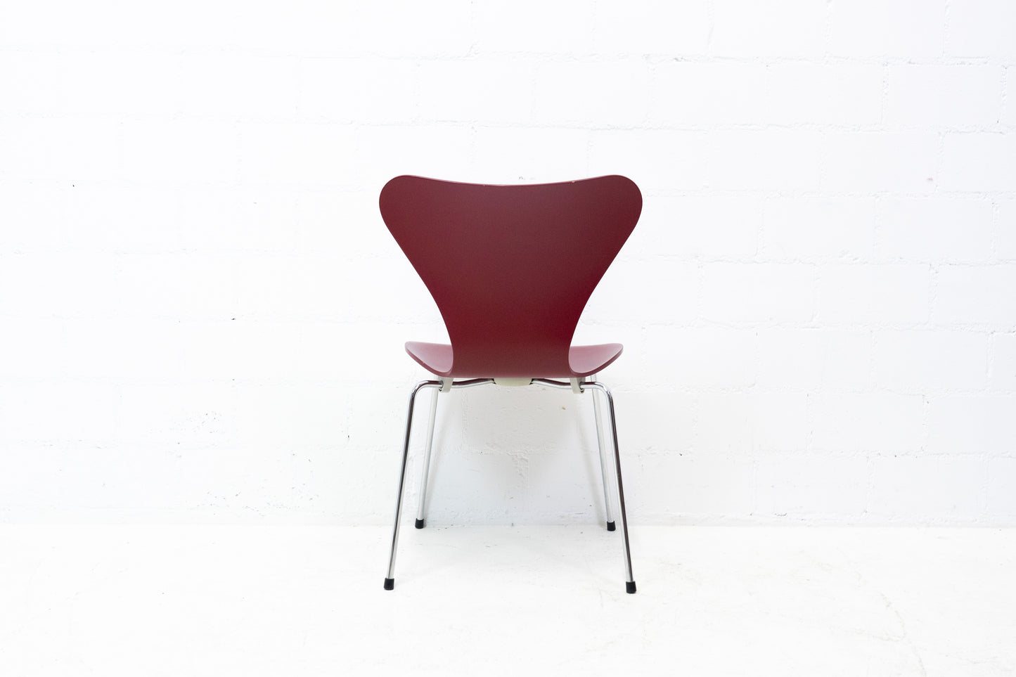Fritz Hansen 3107 Stuhl Rot
