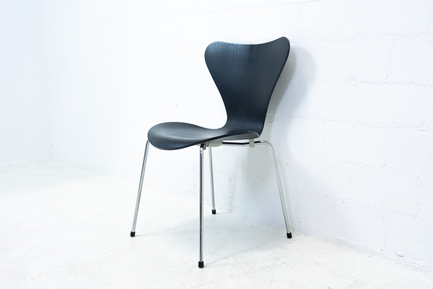 Fritz Hansen 3107 Stuhl Schwarz