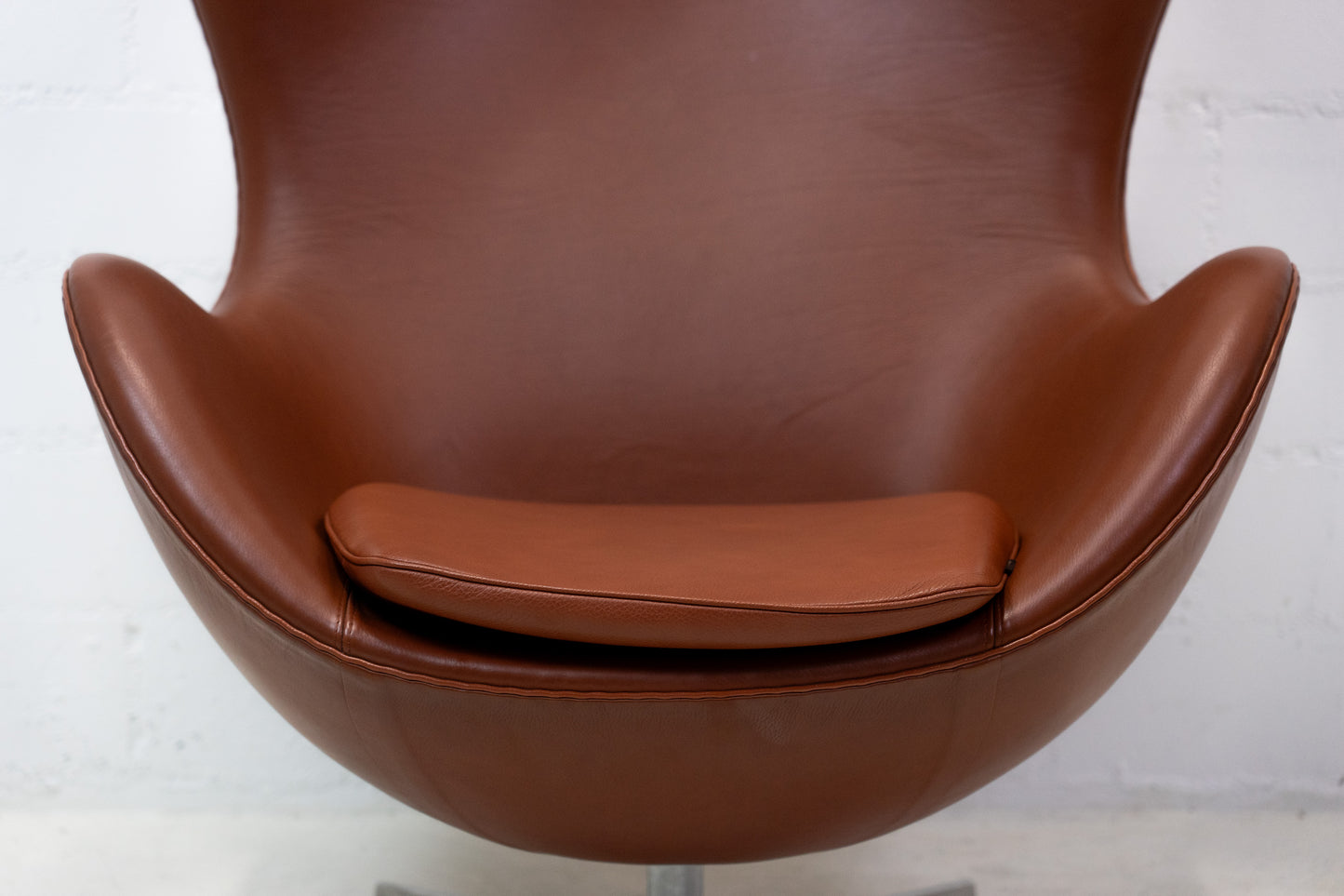 Fritz Hansen Egg Chair Nr. 1