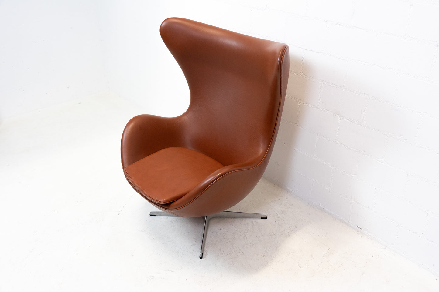 Fritz Hansen Egg Chair Nr. 1