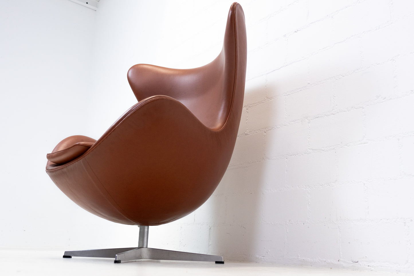 Fritz Hansen Egg Chair Nr. 1