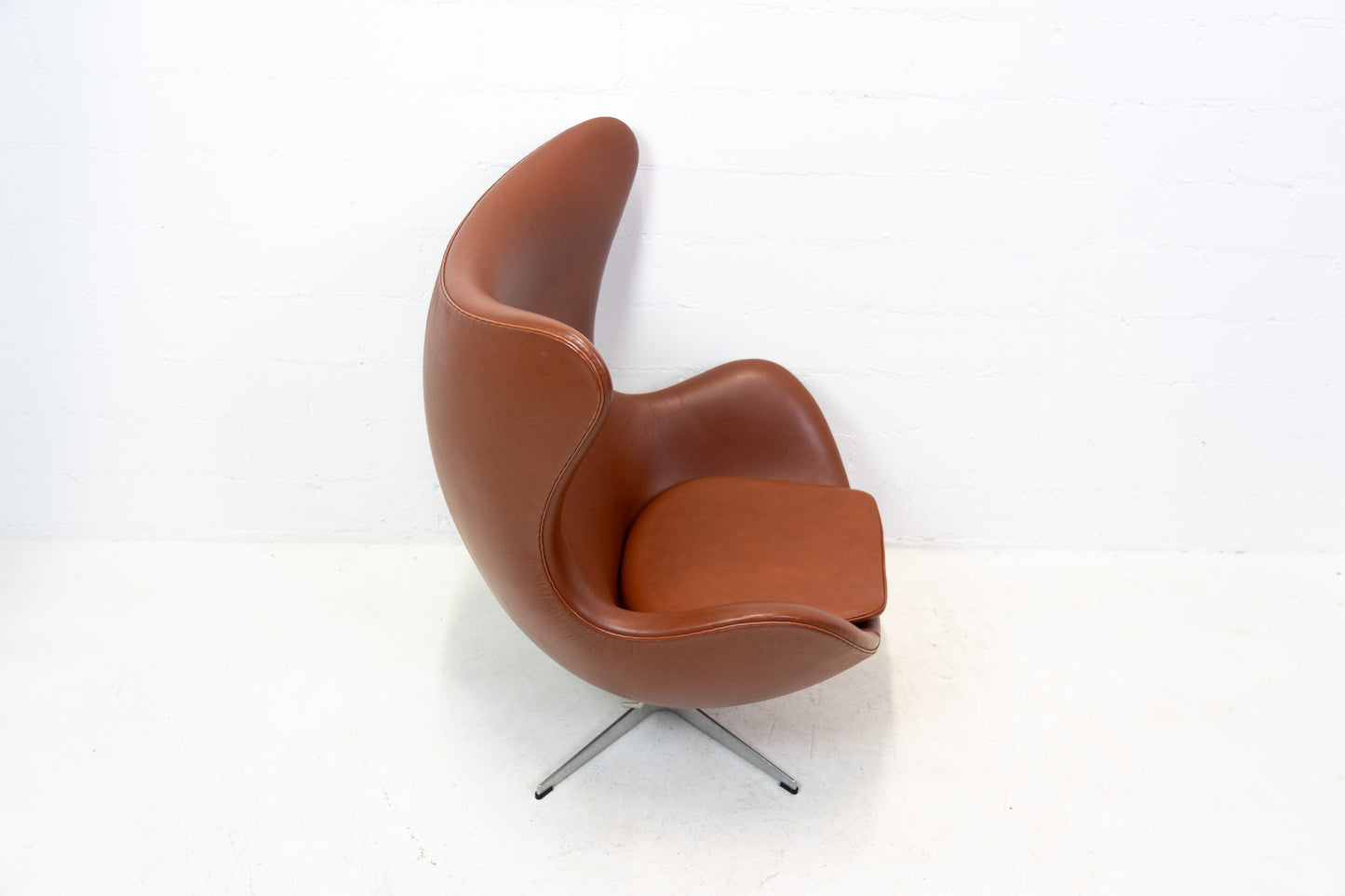 Fritz Hansen Egg Chair Nr. 1
