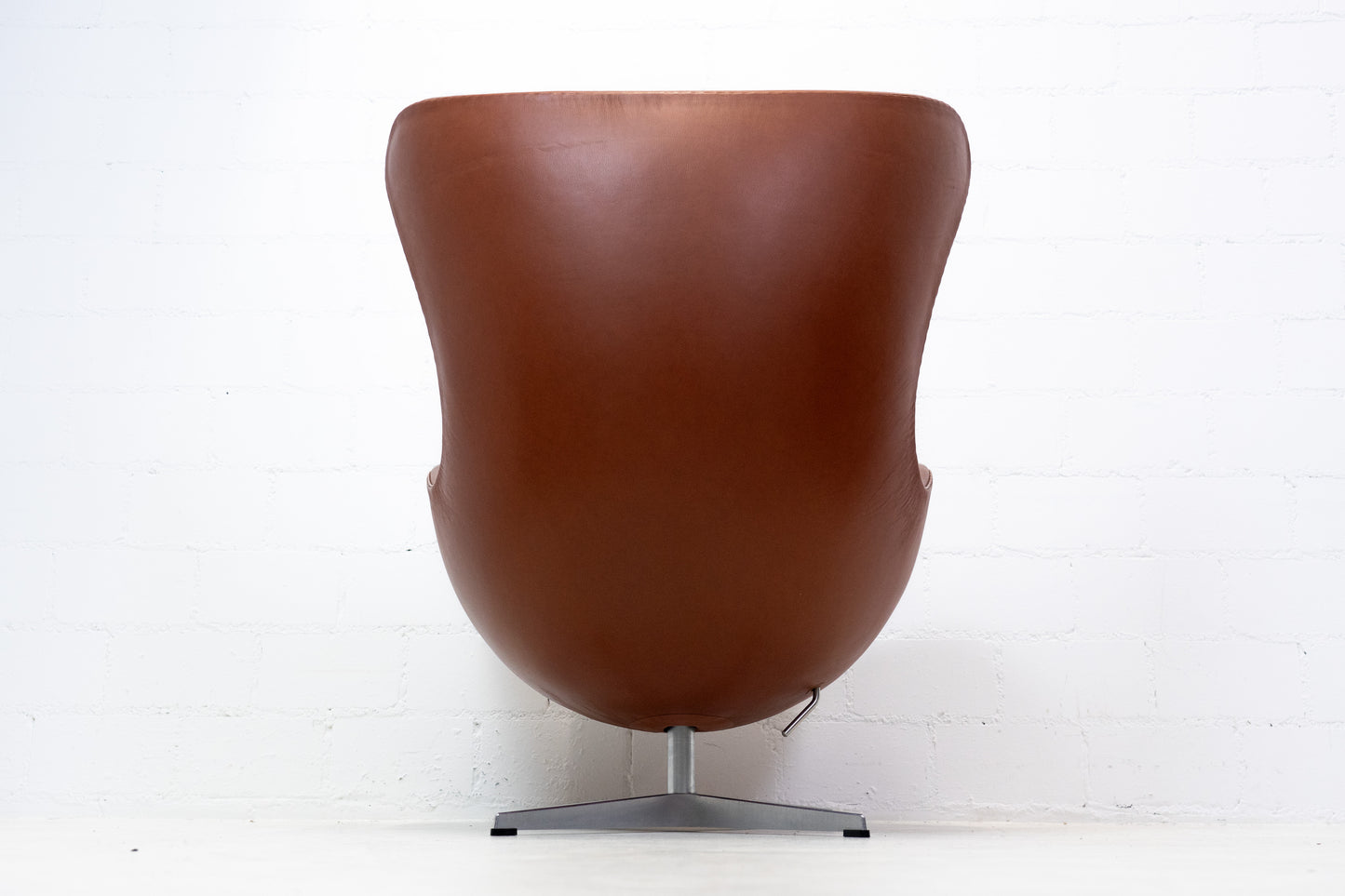 Fritz Hansen Egg Chair Nr. 1