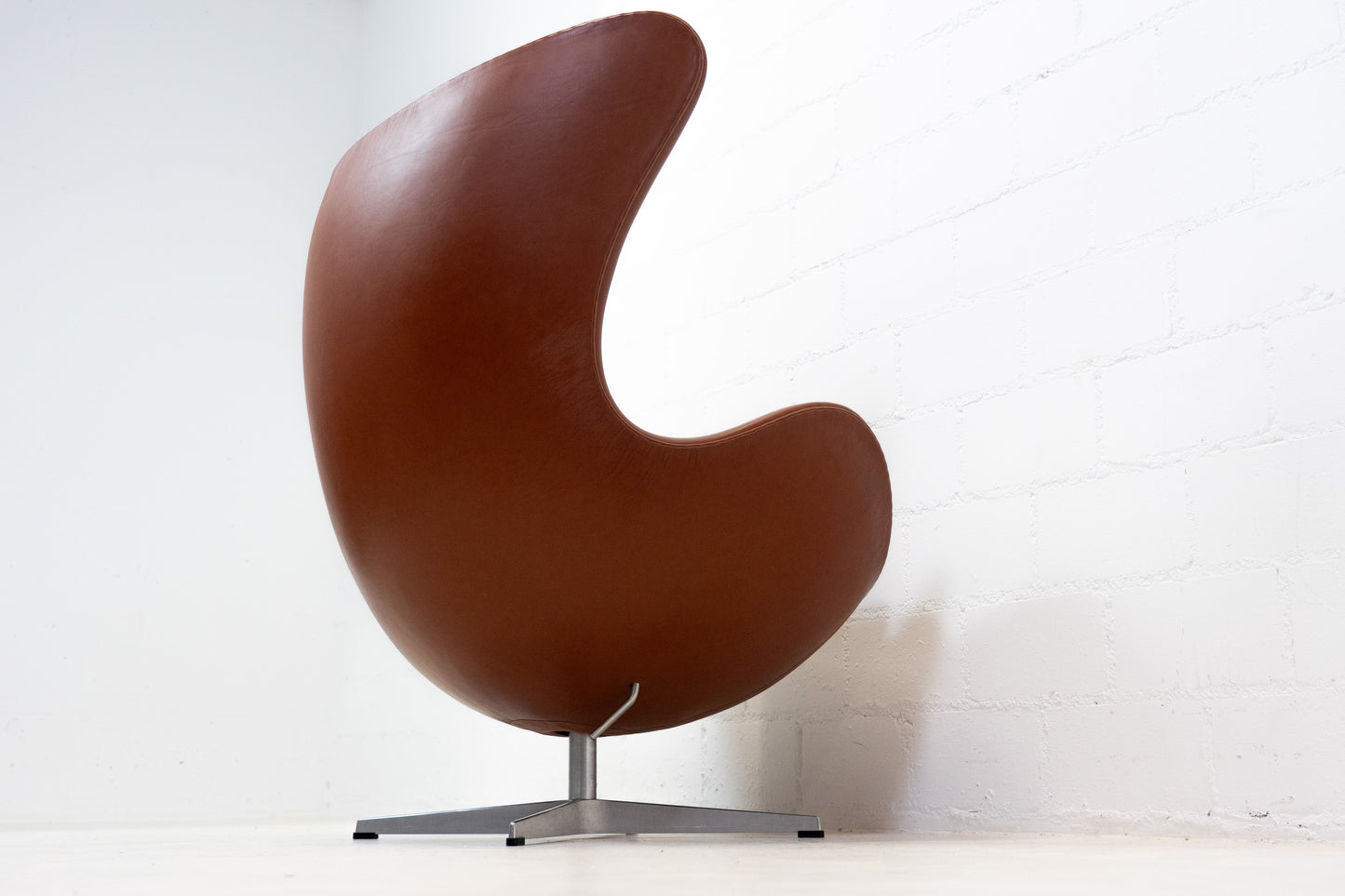 Fritz Hansen Egg Chair Nr. 1