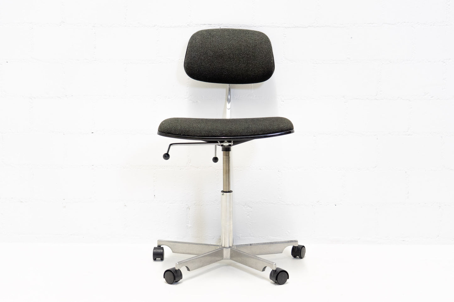 Fritz Hansen Kevi Bürostuhl Nr. 10