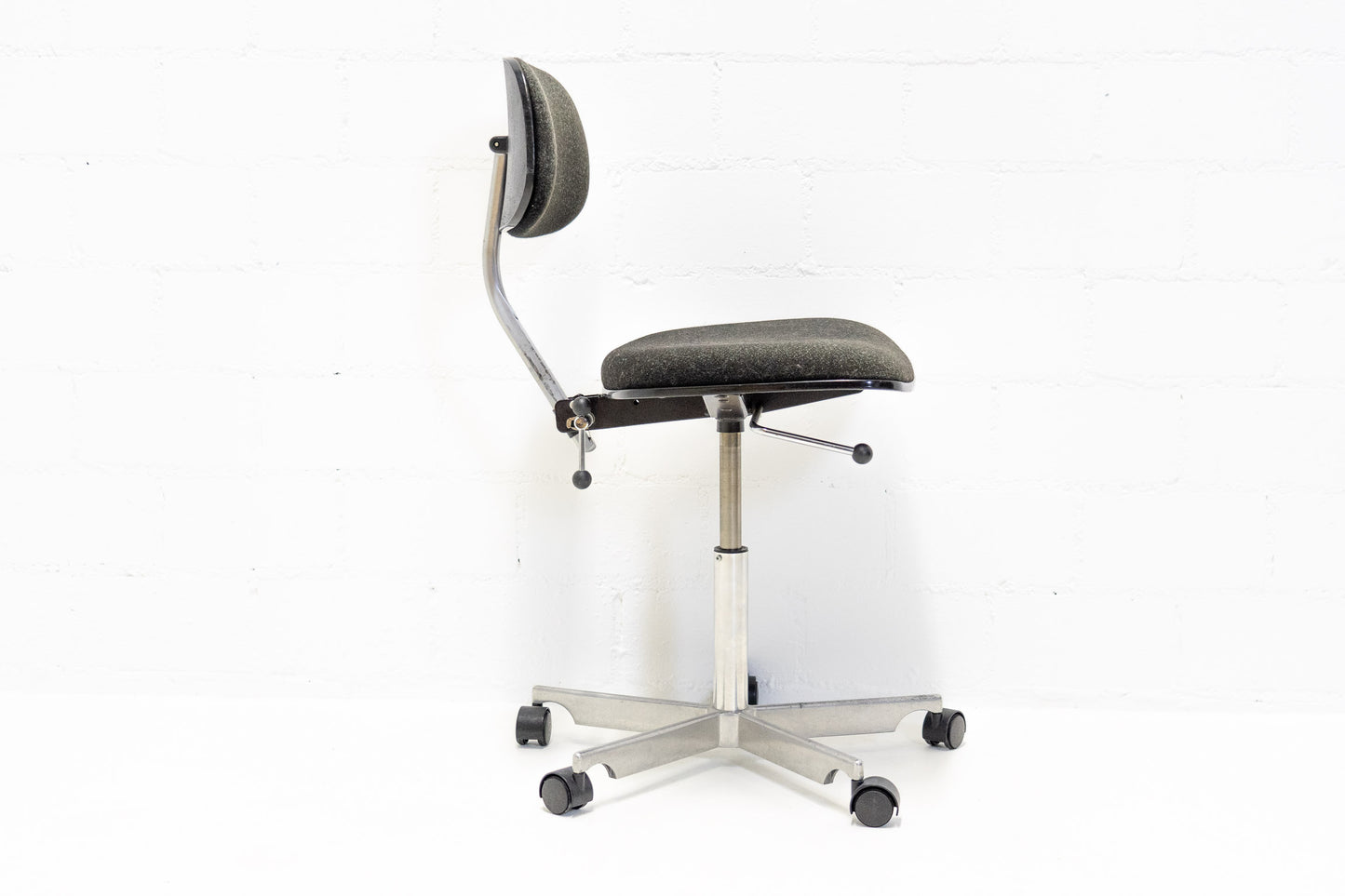 Fritz Hansen Kevi Bürostuhl Nr. 10