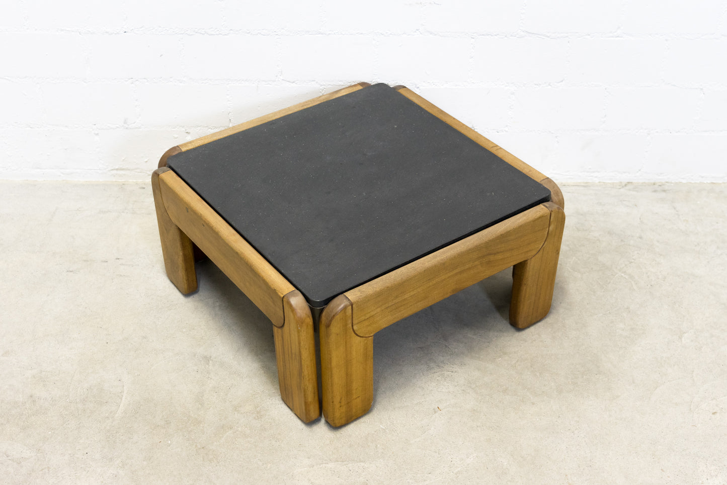 Girsberger Couchtisch