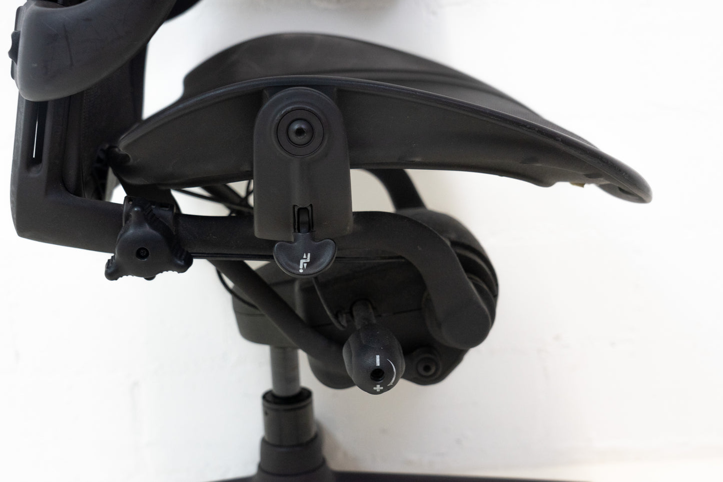 Herman Miller Aeron Remastered Bürostuhl Grösse B
