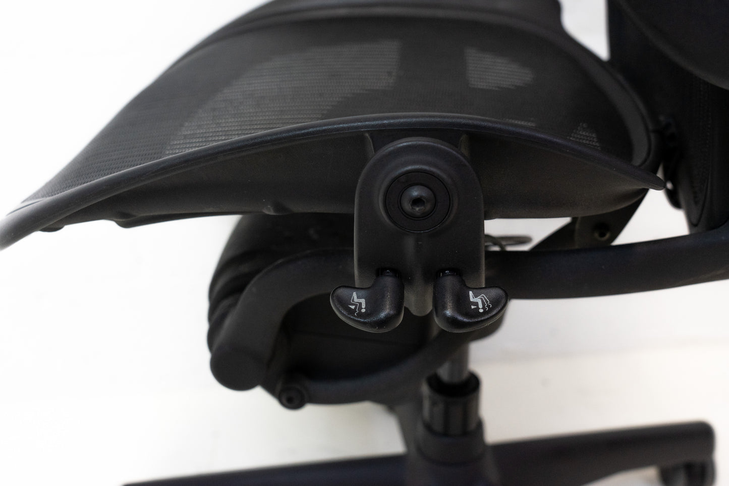 Herman Miller Aeron Remastered Bürostuhl Grösse B