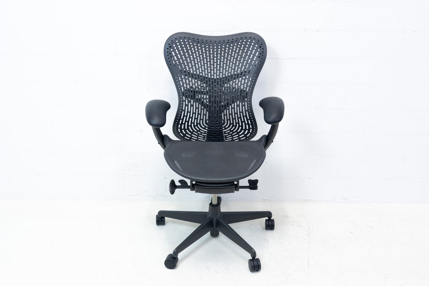 Herman Miller Mirra Bürostuhl Nr. 1