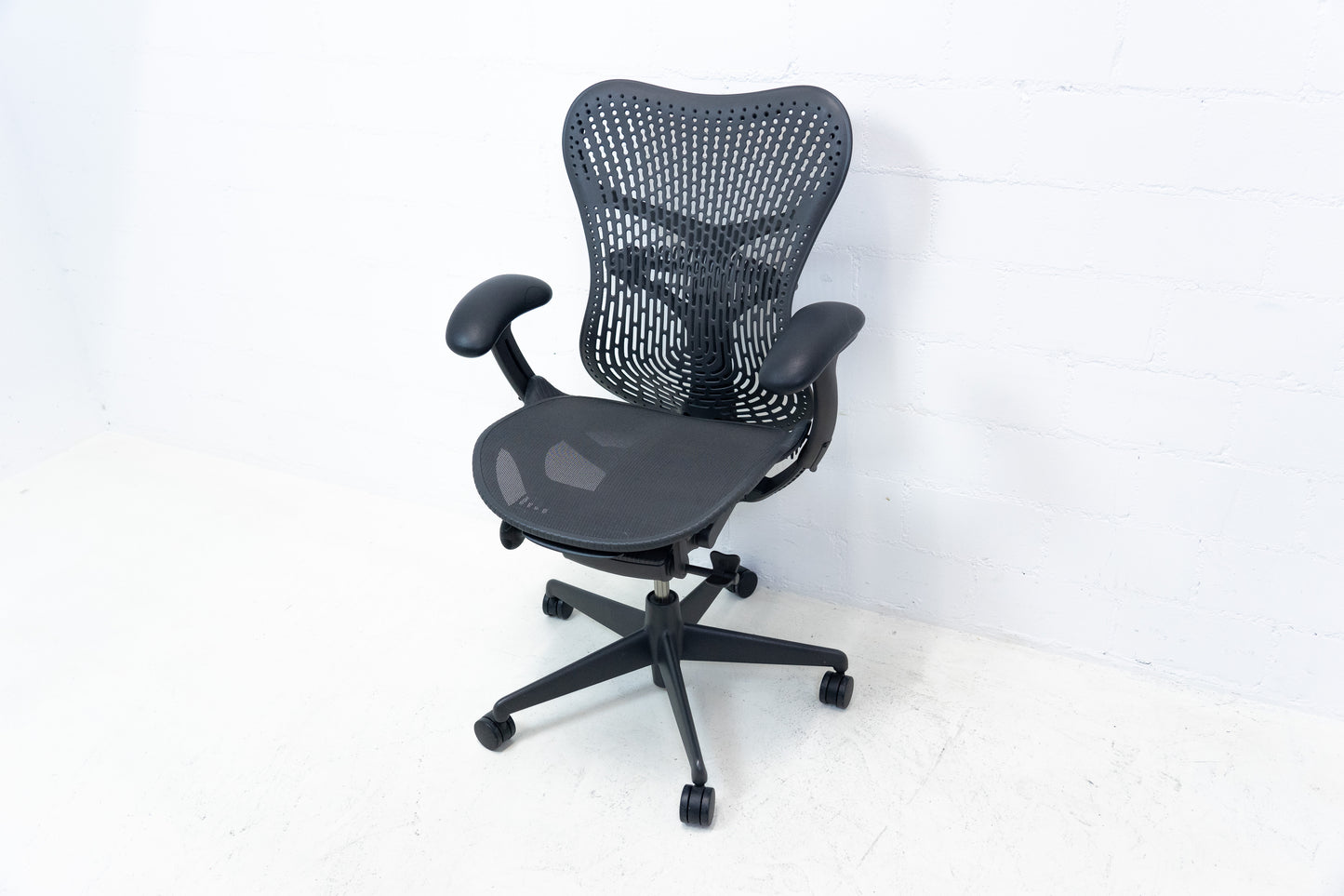 Herman Miller Mirra Bürostuhl Nr. 1