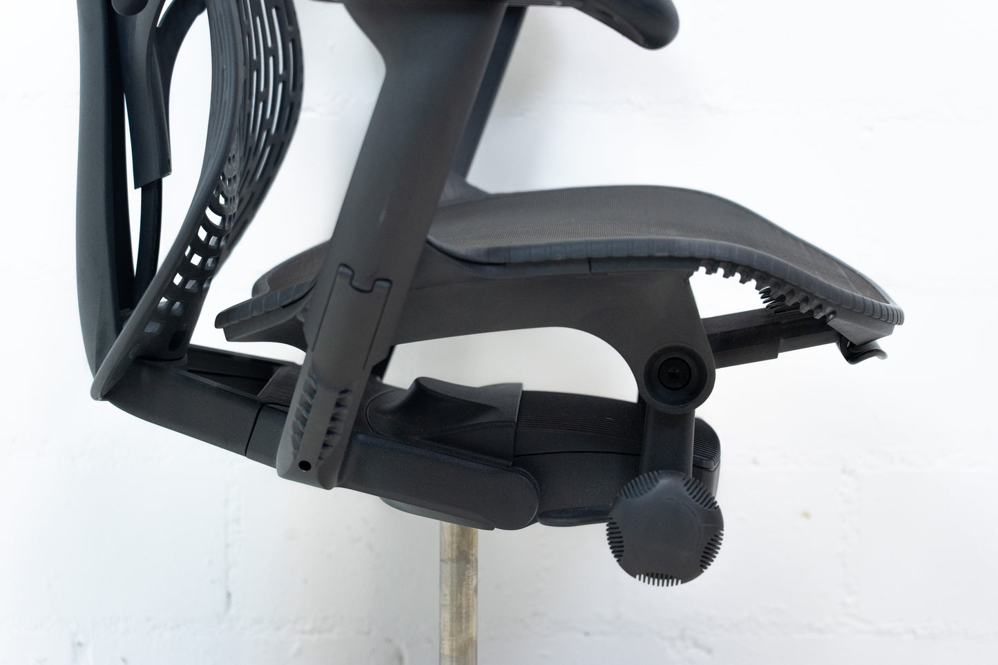 Herman Miller Mirra Bürostuhl Nr. 1