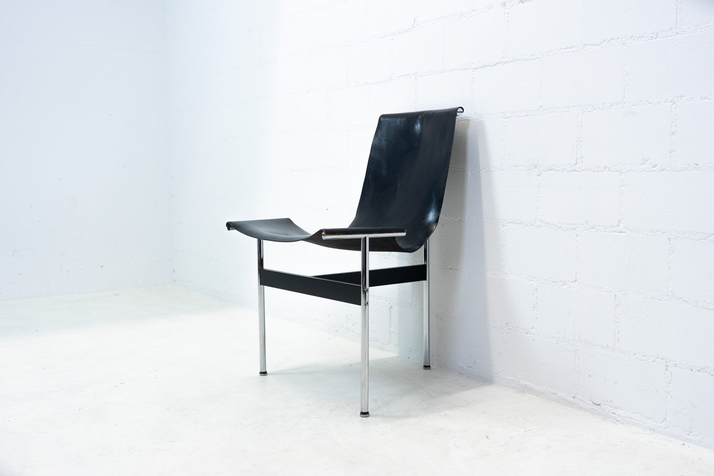 ICF T-Chair Nr. 1 William Katavalos, Ross Littell & Douglas Kelley