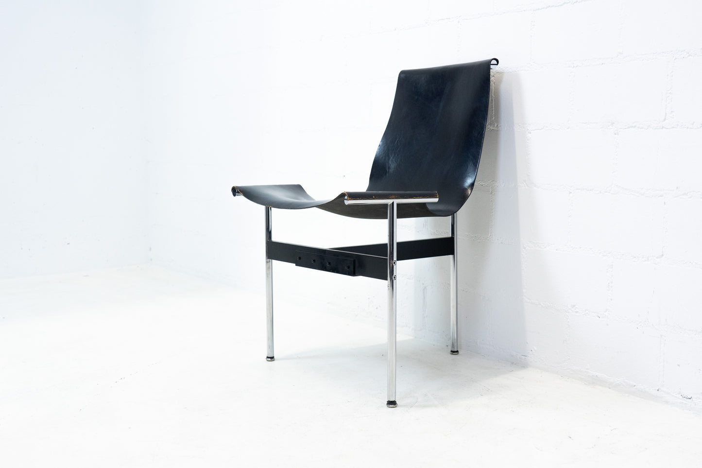 ICF T-Chair Nr. 2 William Katavalos, Ross Littell & Douglas Kelley