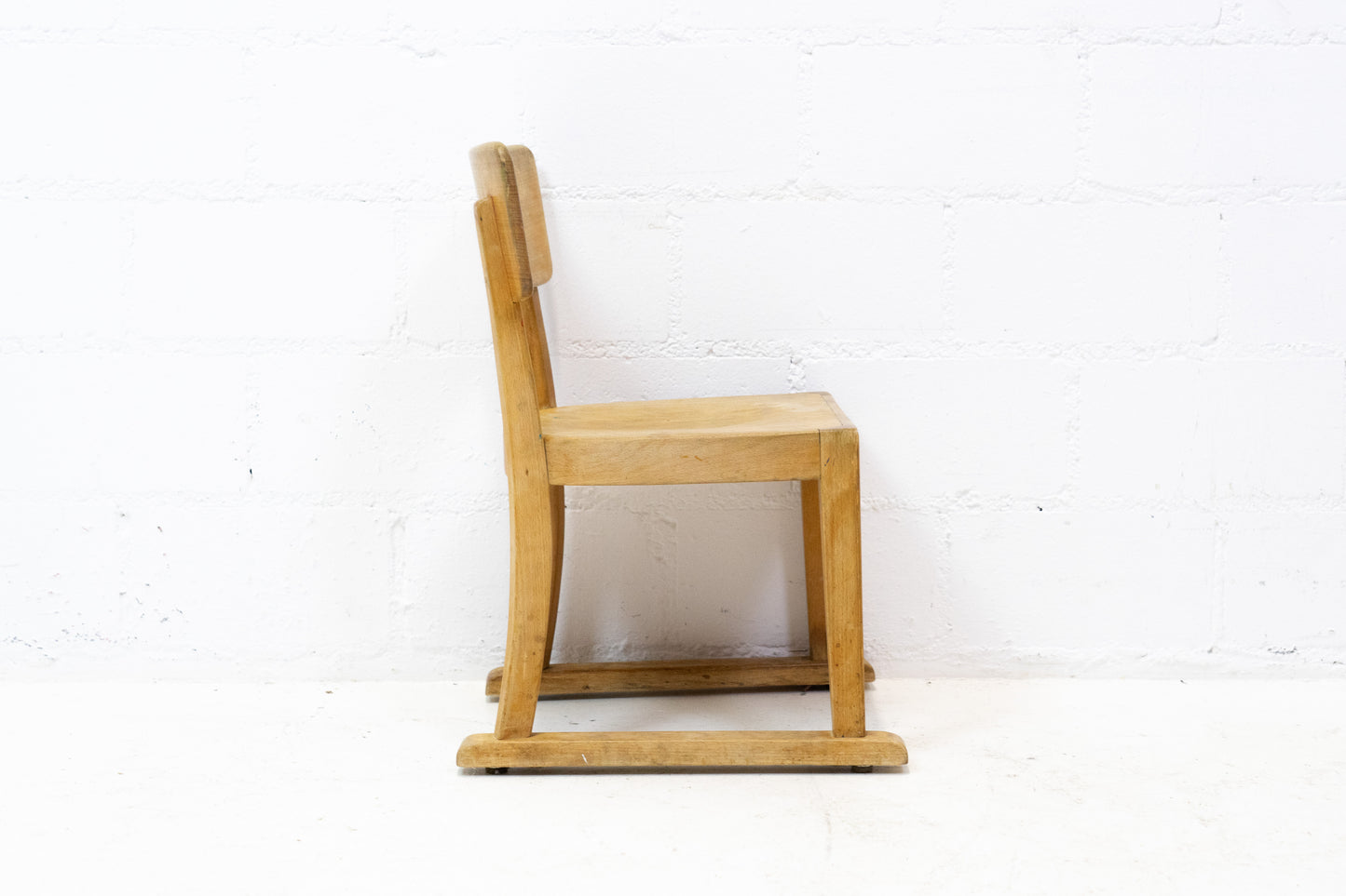 Kinderstuhl Holz Nr. 1
