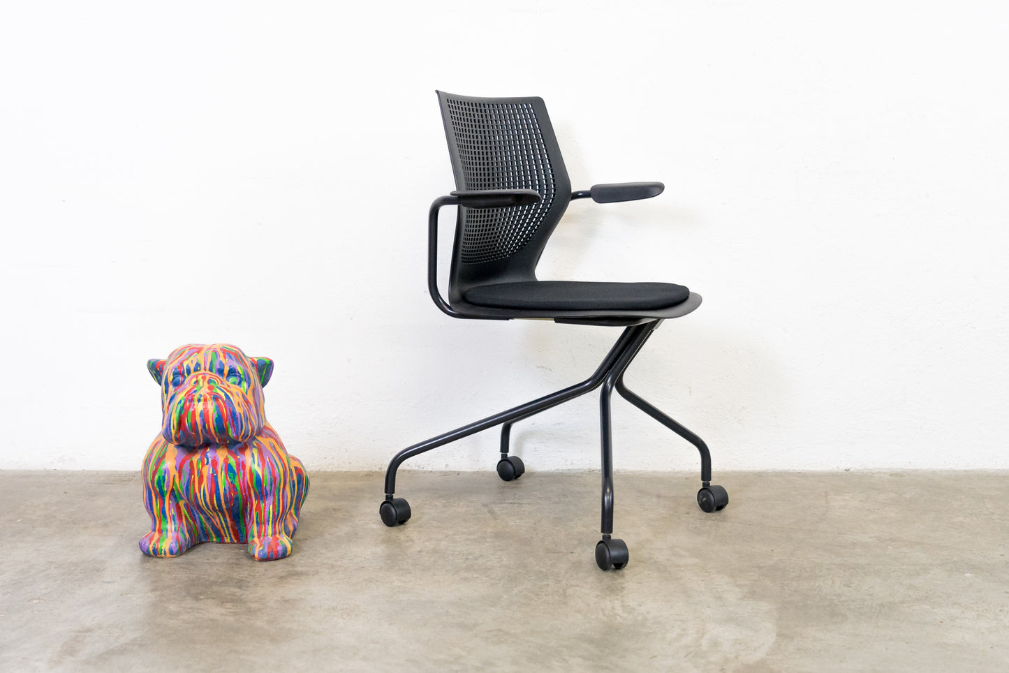 Knoll MultiGeneration Stuhl Nr. 2