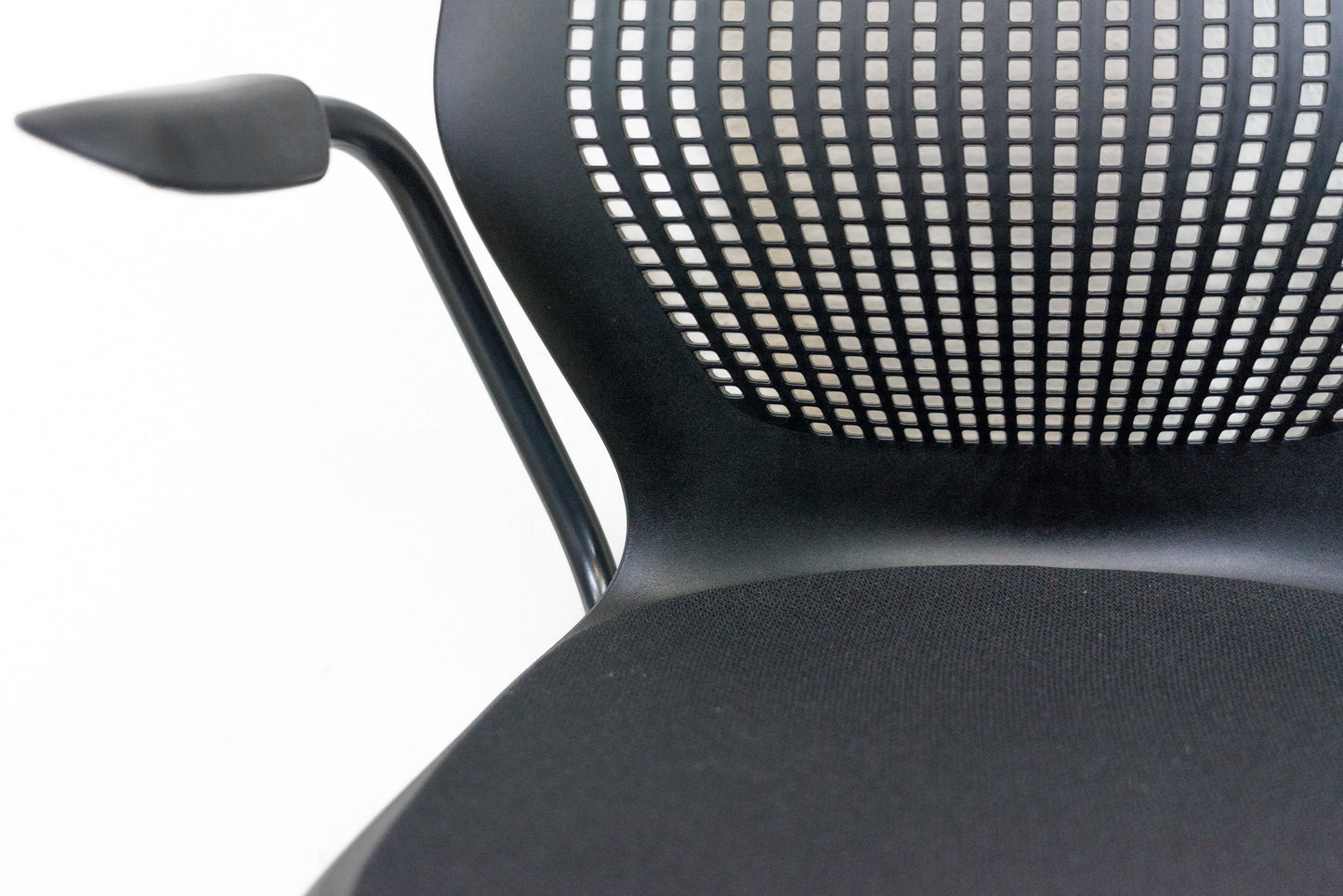 Knoll MultiGeneration Stuhl Nr. 2