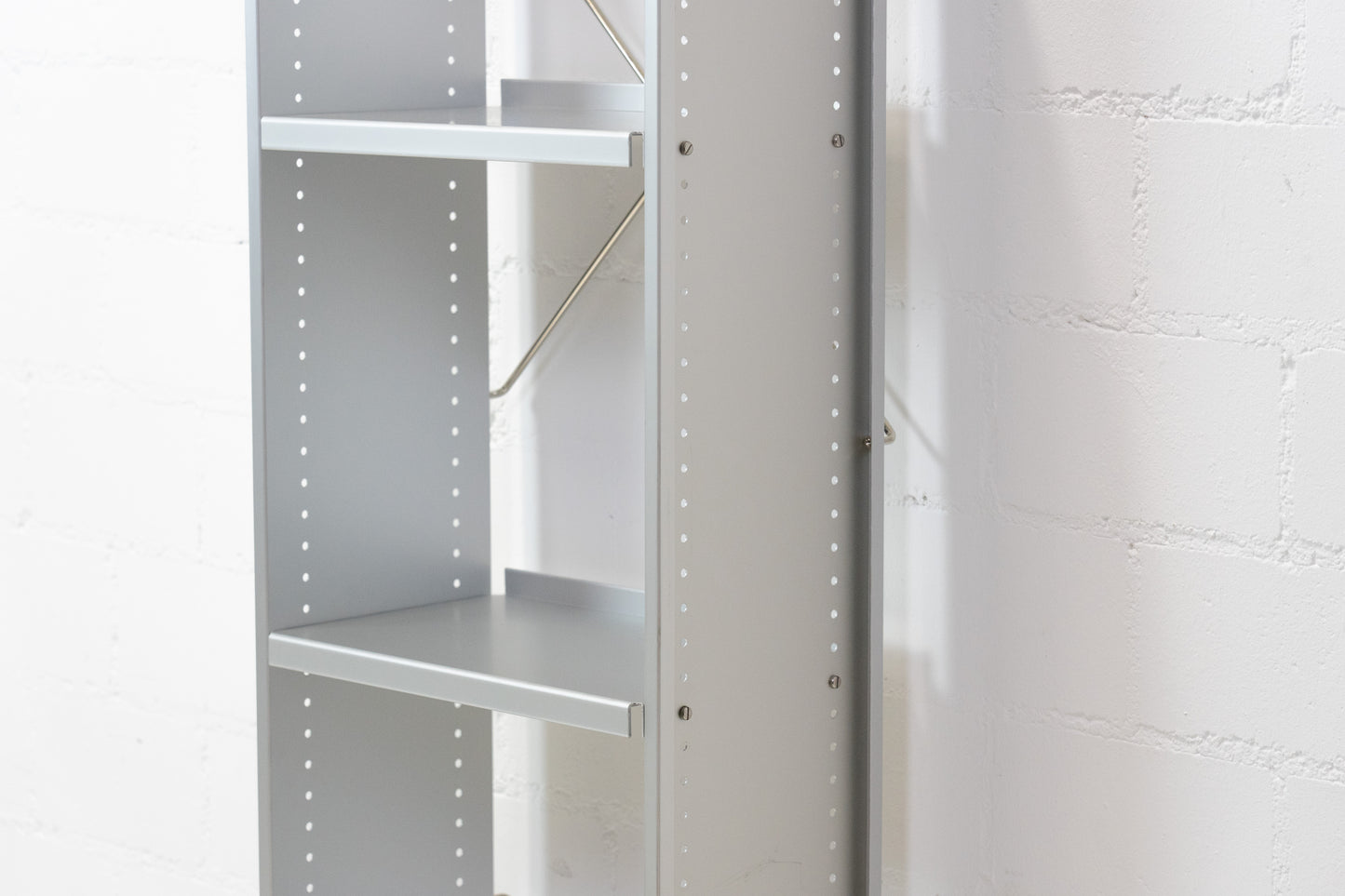 Lehni Aluminium-Regal Nr. 1
