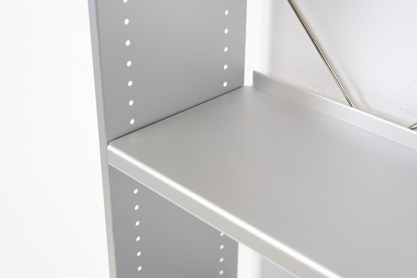 Lehni Aluminium-Regal Nr. 1