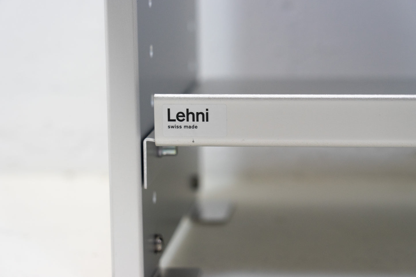 Lehni Aluminium-Regal Nr. 1