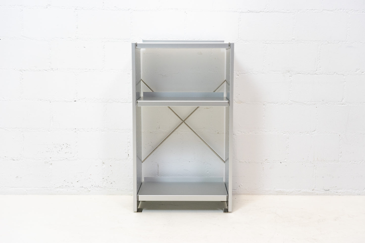 Lehni Aluminium-Regal Nr. 2