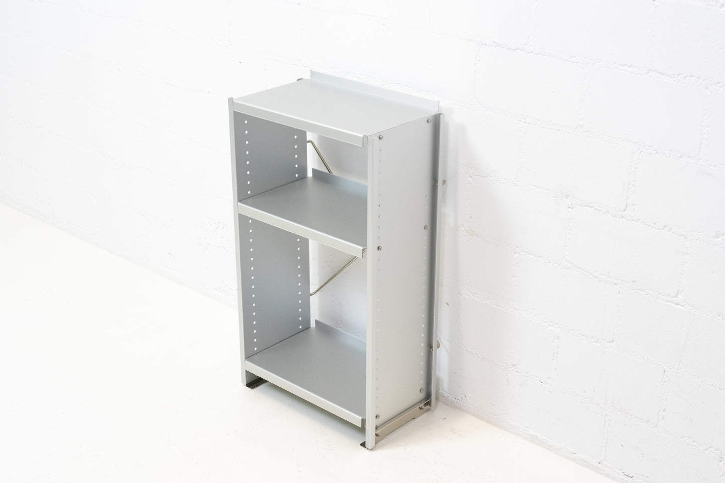 Lehni Aluminium-Regal Nr. 2