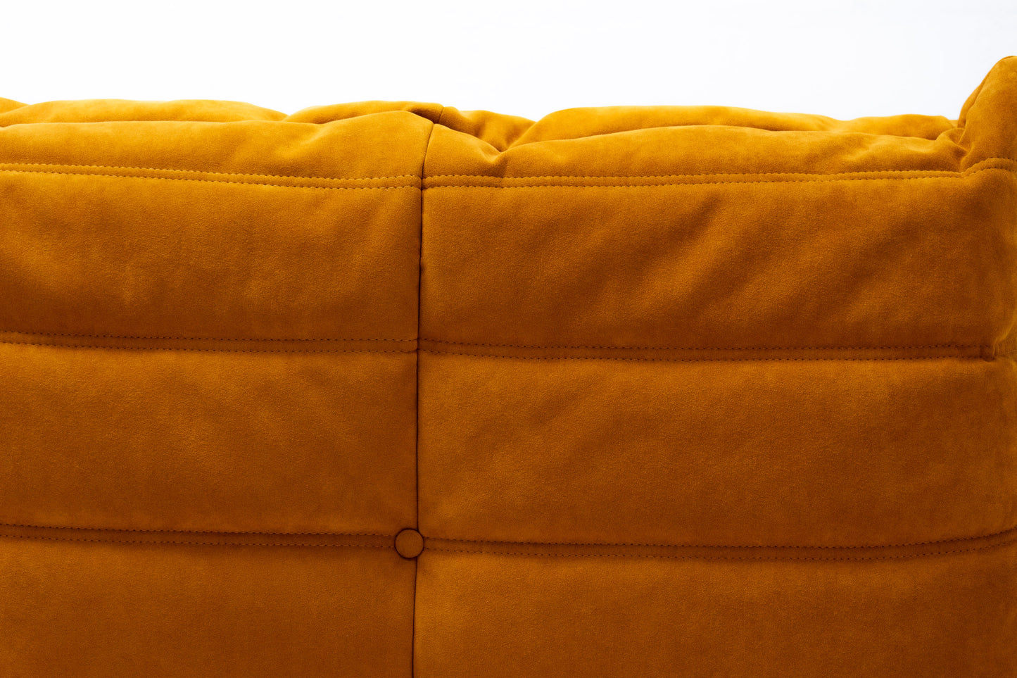 Ligne Roset Togo Sessel Alcantara