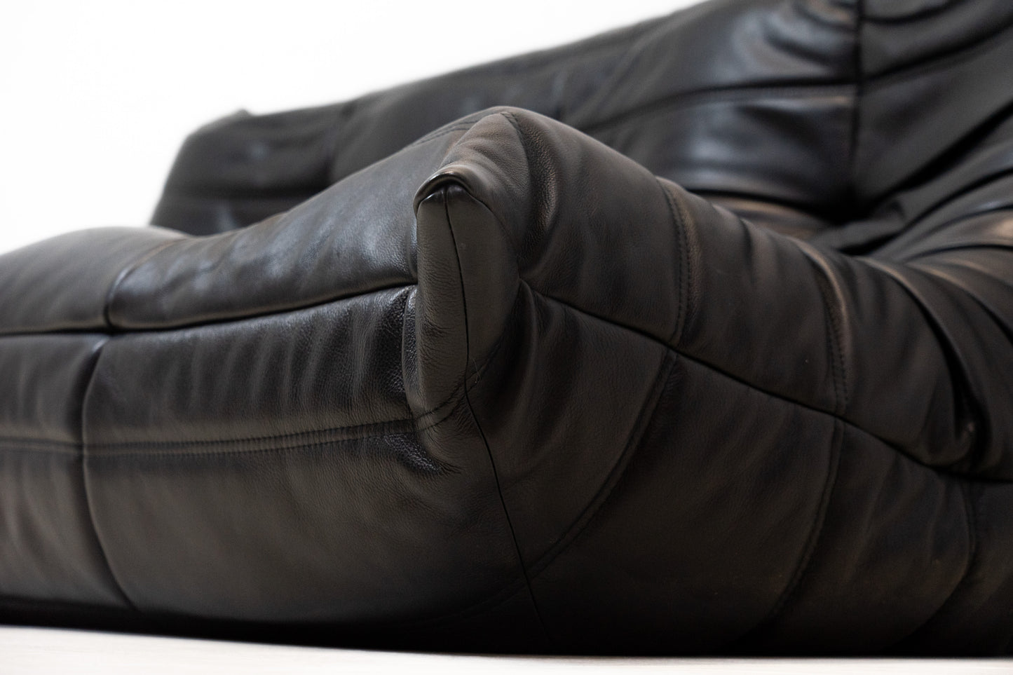 Ligne Roset Togo Sofa Leder Nr. 12