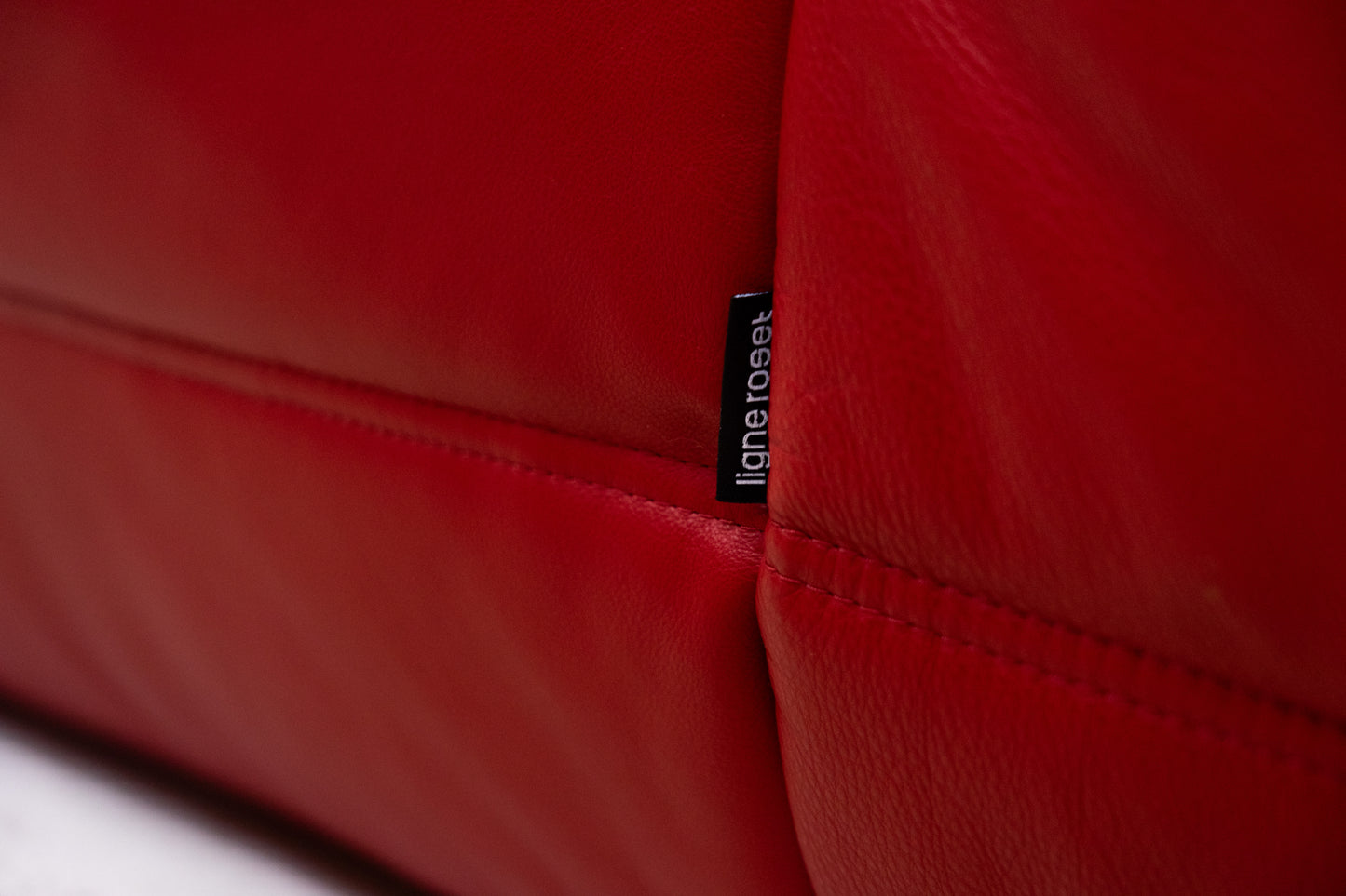 Ligne Roset Togo Sofa Leder 14